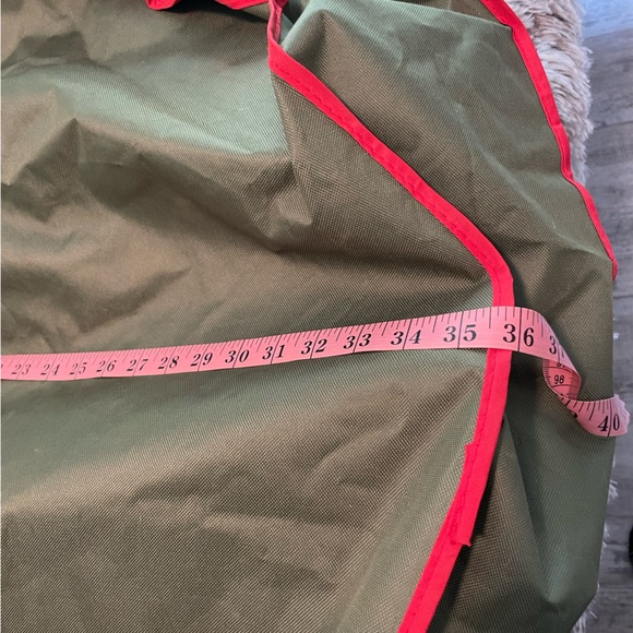 EUC 36” wreath storage bag - Picture 3 of 7